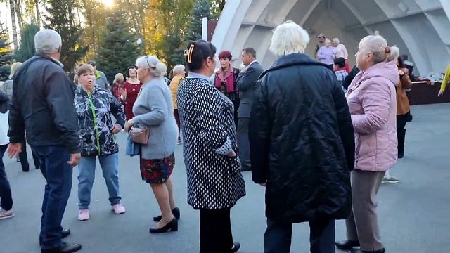 ТАНЦЕВАЛЬНАЯ! ТАНЦЫ ХАРЬКОВ УКРАИНА ОКТЯБРЬ 2023 смотреть онлайн