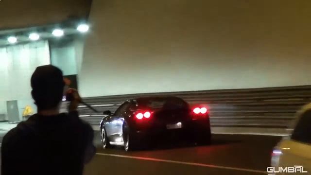 Ferrari 430 Scuderia мощная и красивая! смотреть онлайн