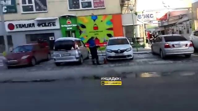 Новосибирск. Пожар около рынка. смотреть онлайн