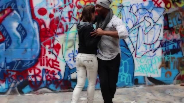 Marc Brewer and Eloise - Kizomba Improvisation смотреть онлайн