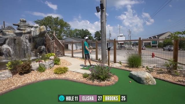 This Mini Golf Course is Surprisingly Tough! смотреть онлайн