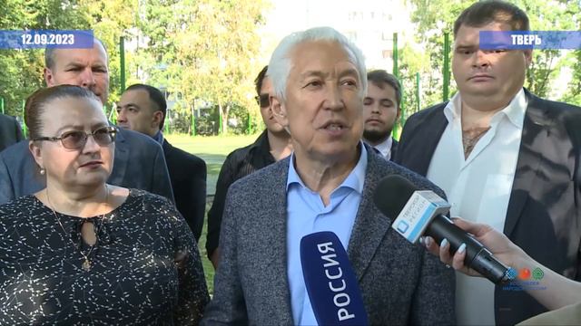 ВЛАДИМИР ВАСИЛЬЕВ： ПРЕДЛОЖЕНИЯ ЛЮДЕЙ В НАРОДНУЮ ПРОГРАММУ РЕАЛИЗУЮТСЯ И МЕНЯЮТ ЖИЗНЬ К ЛУЧШЕМУ смотреть онлайн