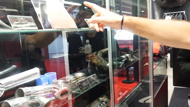 Buying a DREAM R34 GT-R V-SPEC in Japan! смотреть онлайн