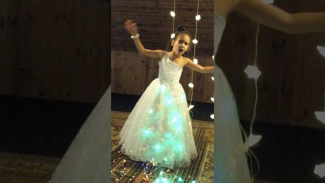 "A Million voices", ПОЛИНА ГАГАРИНА ОТДЫХАЕТ! смотреть онлайн