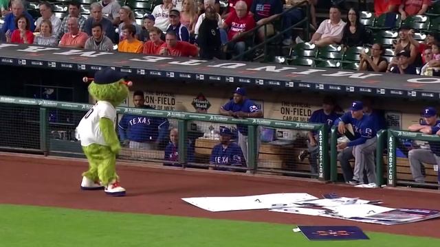 Blue Canary смотреть онлайн