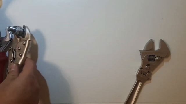 разводной ключ с трещоткой смотреть онлайн