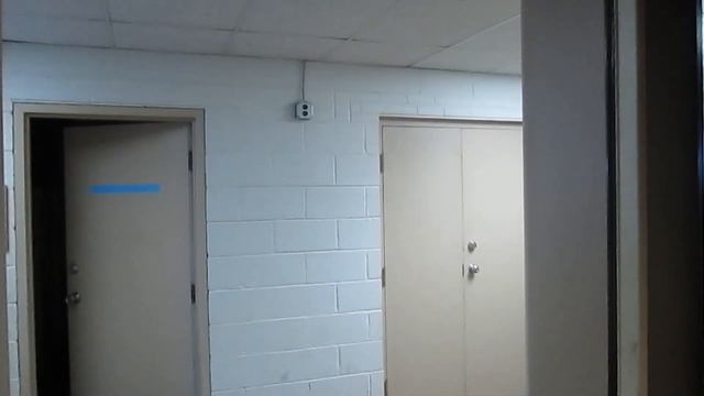 1974 Pincus Hydraulic elevator @ Exton Professional Building, Exton PA (near Exton Square Mall) смотреть онлайн
