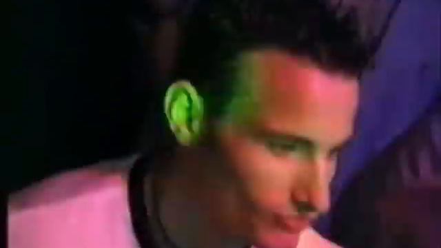 Played a Live (The bongo song) смотреть онлайн