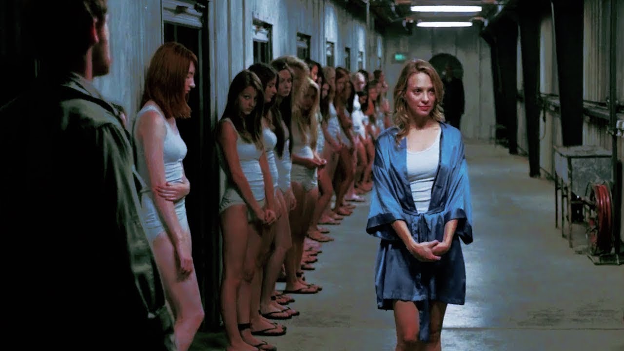 Фильм на реальных событиях! Девушек похищают и используют их в нелегальной торговле смотреть онлайн