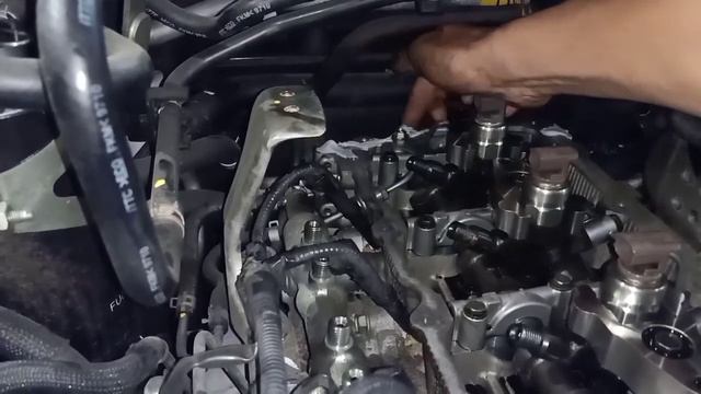 How to Replace Valve cover assembly and Injector oil seal(Nissan terra 2019)Oil Leak смотреть онлайн