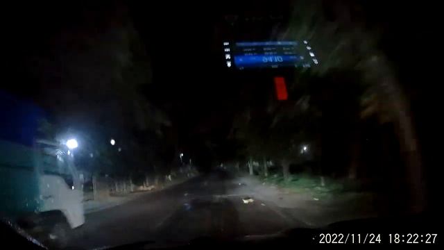 somewhere in the middle of nowhere in east java heading to suramadu - 2022 1124 182058 133 смотреть онлайн