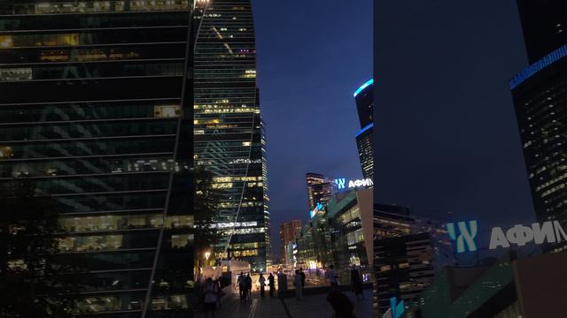 Небоскрёбы Москва сити ночью смотреть онлайн