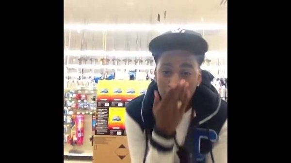 Beauty and A Beat (music video)