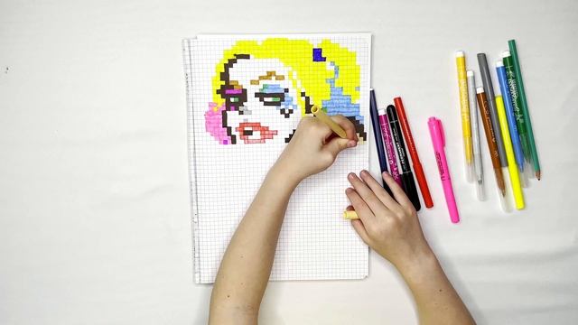 Рисуем Харли Квинн | Nonna Blond vs Harley Quinn смотреть онлайн