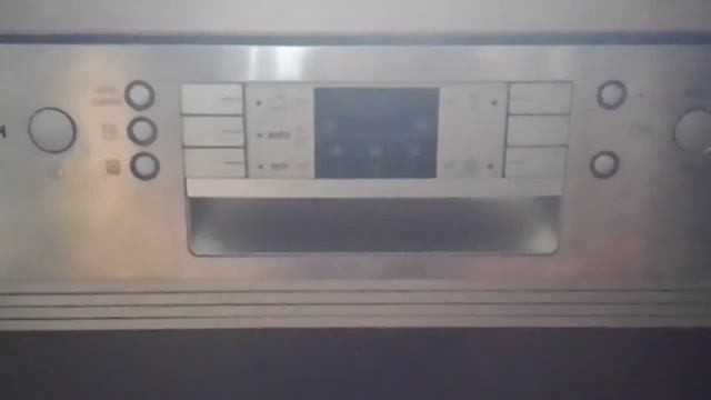 Zmywarka Bosch. Problem z zamykaniem drzwi смотреть онлайн