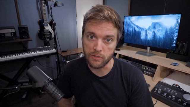 HOME STUDIO SETUP & What I'm Using In 2020 (Studio Tour) смотреть онлайн