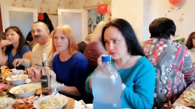 Юбилей у мамы 65 лет(1) смотреть онлайн