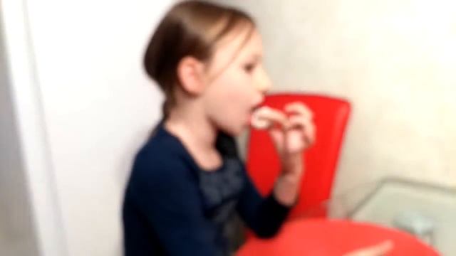 Желейные конфеты Глаз Тролля смотреть онлайн