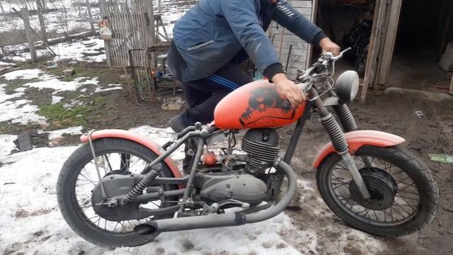Запускаю бобра після зими ИЖ 56 смотреть онлайн