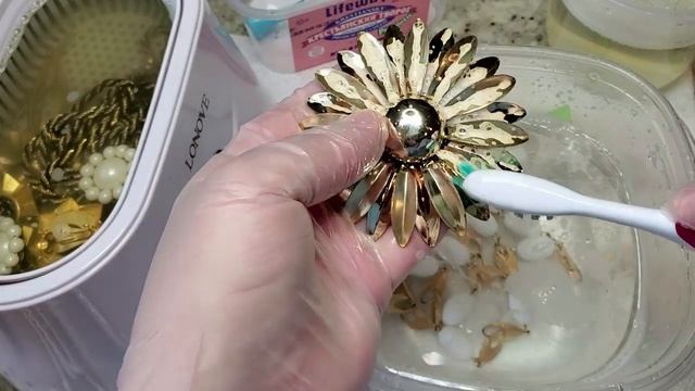 Как чистить винтажные украшения, но ... делаю я так. Часть 1. смотреть онлайн