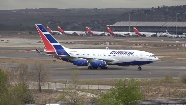 (4K) Beautiful Cubana IL-96 landing, taxi, and take-off at Madrid Barajas Airport! смотреть онлайн