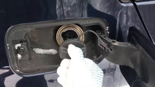 Как открыть и закрыть бензобак на автомобиле BMW 3 смотреть онлайн