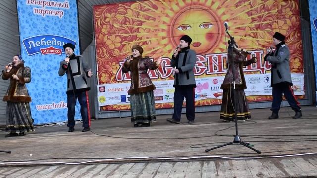 Казаки России на сцене парка Победы. Видеограф Ирина Данилина. смотреть онлайн