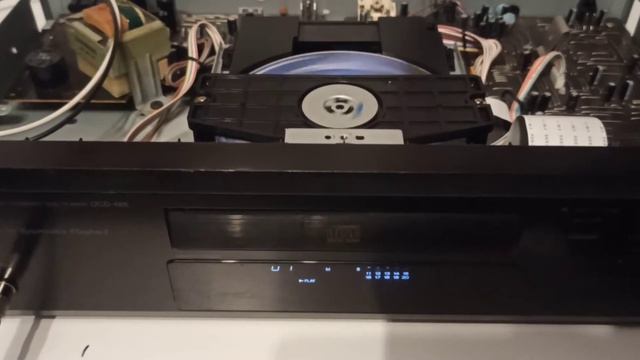 Denon DCD-485 problem z kieszenią bez płyty. смотреть онлайн