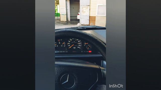 MERCEDES-BENZ E200 смотреть онлайн