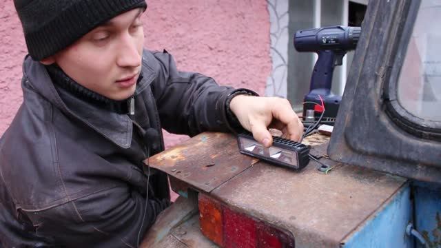 Супер Яркие Мощные фары из Китая на ТРАКТОР! Вариант для леса смотреть онлайн