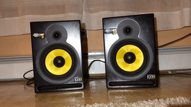 KRK Rokit 8 G1 powered speakers смотреть онлайн