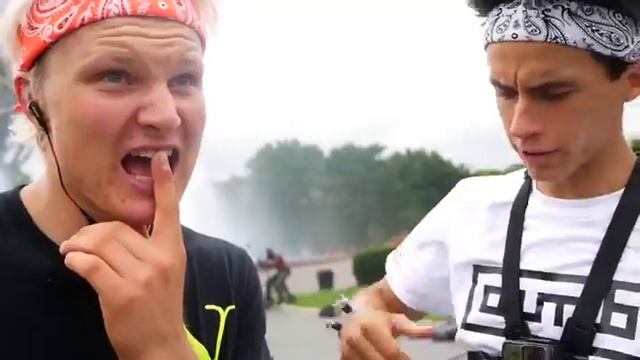 ❌EXTRME FLAT SCOOT❌ Jon Reyes VS Claudius Vertesi смотреть онлайн