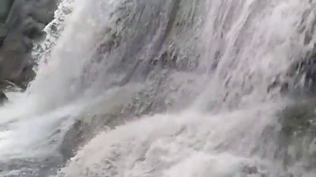 Водопад в замедленном движени смотреть онлайн