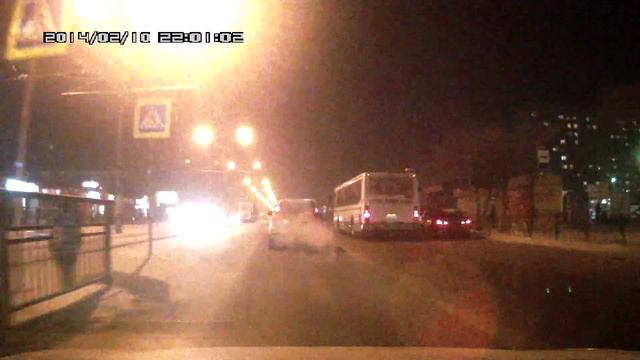 Залез под трамвай на красрабе смотреть онлайн