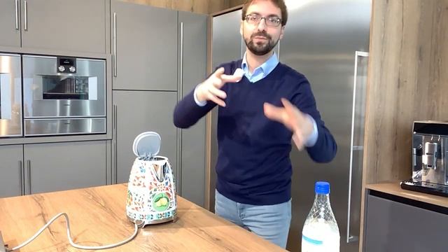 Confinement S. 2 EP.2 Trucs & Astuces entretenir votre bouilloire смотреть онлайн
