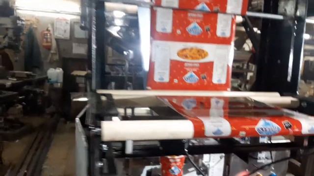 Kurkure packing machine (khambay engineering works)0982102281 смотреть онлайн