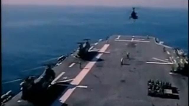 Универсальный десантный корабль ВМС США типа Тарава смотреть онлайн