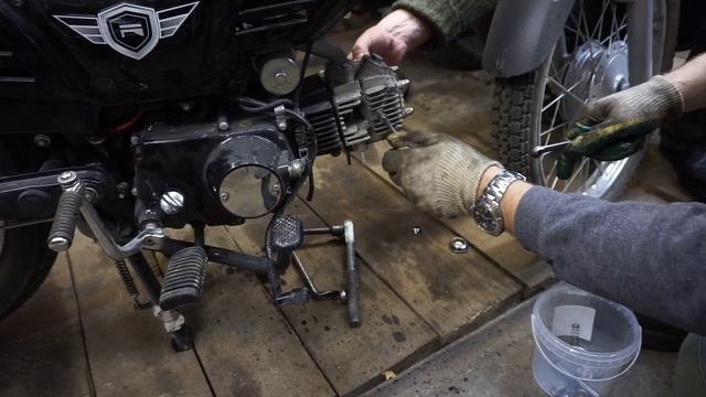 Проект литр на сотню. Делаем экономичный мопед. Часть 1 (день первый) смотреть онлайн