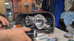 Volvo xc90 установка led линз в фары. #ledlights #xc90  #volvo #своимируками #автосервис