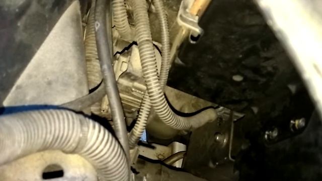 Замена тросика капота VOLVO XC90 смотреть онлайн