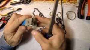 тиски ювелирные для зажимания мелких деталей в процессе обработки и подгонки самодельные универсал