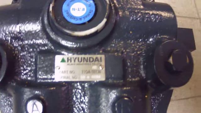 31QA-10130 Гидромотор поворота платформы экскаватора Hyundai R380LC-9 смотреть онлайн