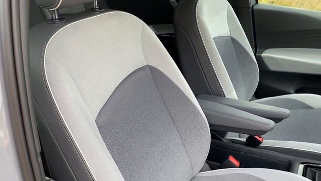 Volkswagen ID.3 Pro Performance 58kWh Family Auto 5dr. смотреть онлайн