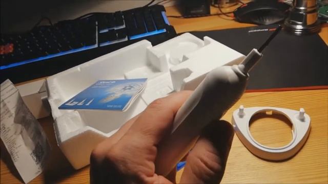 Электрическая зубная щетка Oral B Professional Care 800 смотреть онлайн