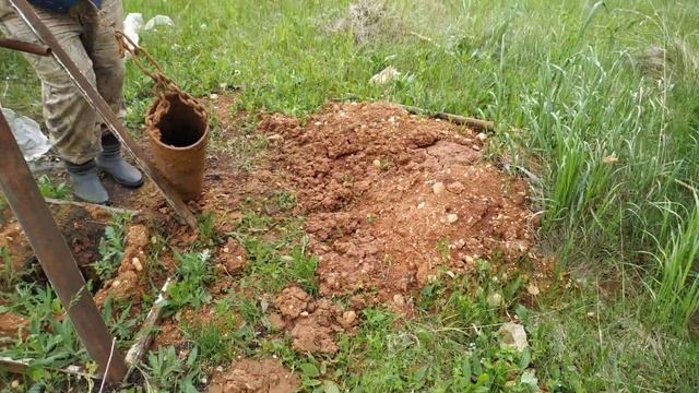 Простейшая ударно-канатная буровая установка в поместье Ушаковых смотреть онлайн