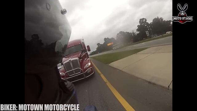 BIKERS IN REAL TROUBLE - Crazy Motorcycle Moments - Ep. 514 смотреть онлайн