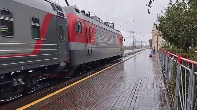 Электровоз ЭП1М-531 с поездом №382Я Грозный-Москва