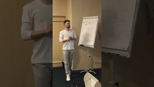 Илья Мелентьев: Зачем мне Орифлэйм? смотреть онлайн