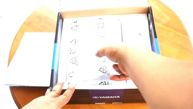 Unboxing Mixing Console (mixer audio) Yamaha MG06X смотреть онлайн