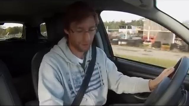 Renault Duster на трассе и бездорожье смотреть онлайн